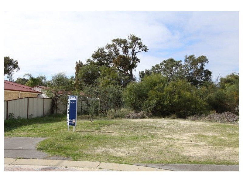 8 Gwalia Mews, Dudley Park WA 6210