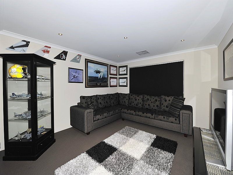 20 Nellie Green, Dudley Park WA 6210