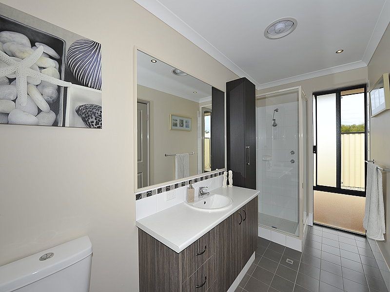 20 Nellie Green, Dudley Park WA 6210