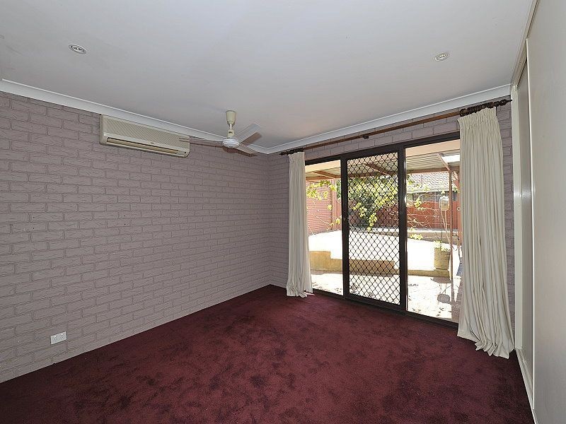 5 Aberdeen Close, Halls Head WA 6210