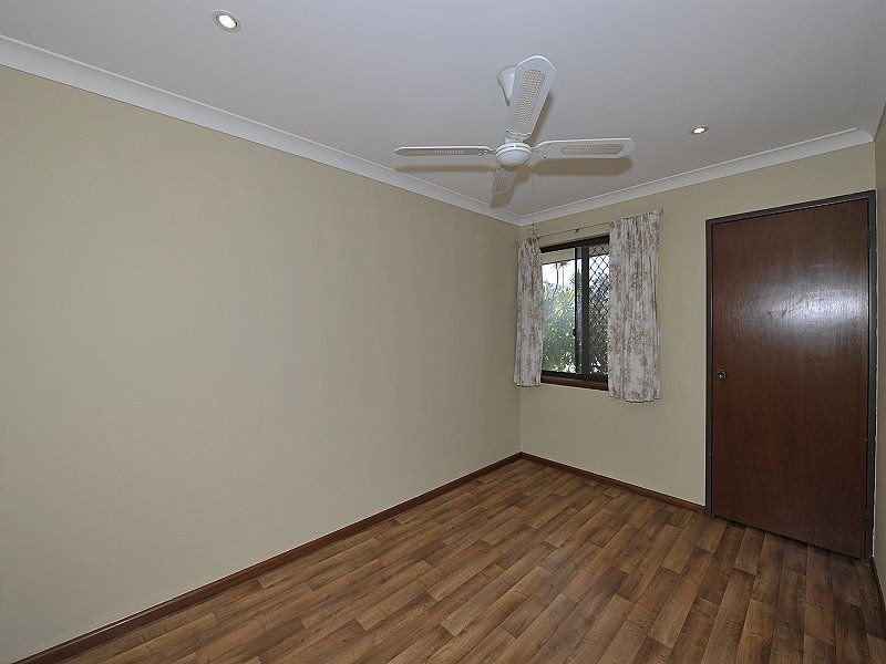 5 Aberdeen Close, Halls Head WA 6210