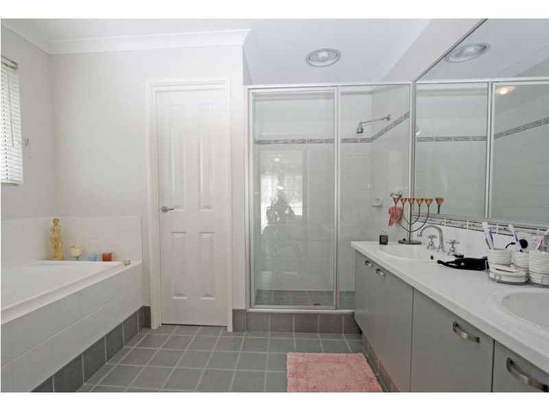 10 Clyde Place, Mandurah WA 6210