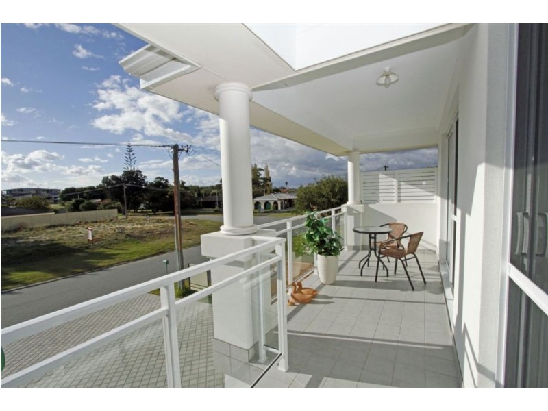 10 Clyde Place, Mandurah WA 6210