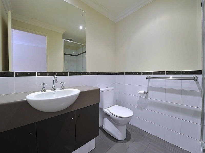 13 Breakwater Parade, Mandurah WA 6210