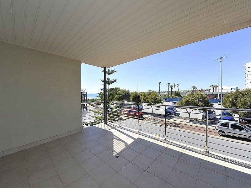 13 Breakwater Parade, Mandurah WA 6210
