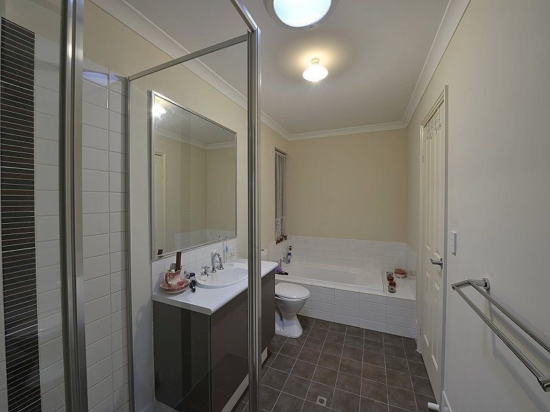 4/24 Irrawaddy Drive, Greenfields WA 6210