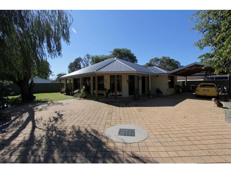 8B Roy Road, Coodanup WA 6210