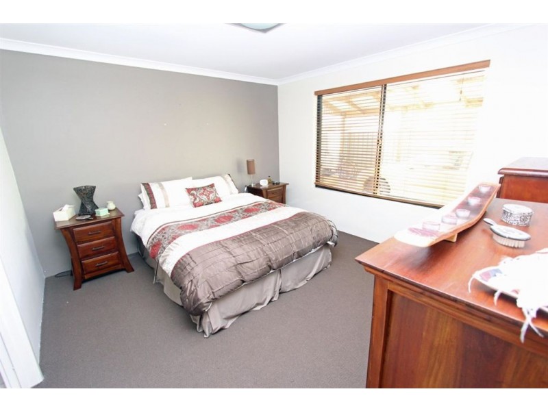 8B Roy Road, Coodanup WA 6210