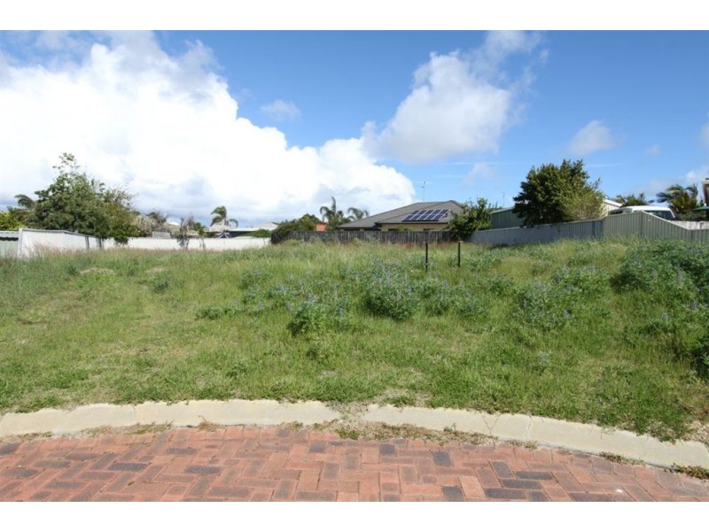 19 Chennile Vista, Halls Head WA 6210