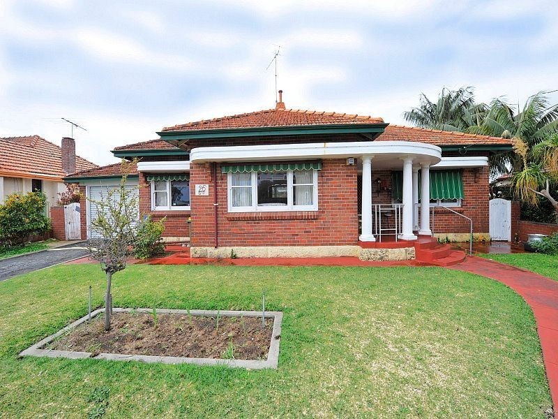 26 Leslie Street, Dudley Park WA 6210