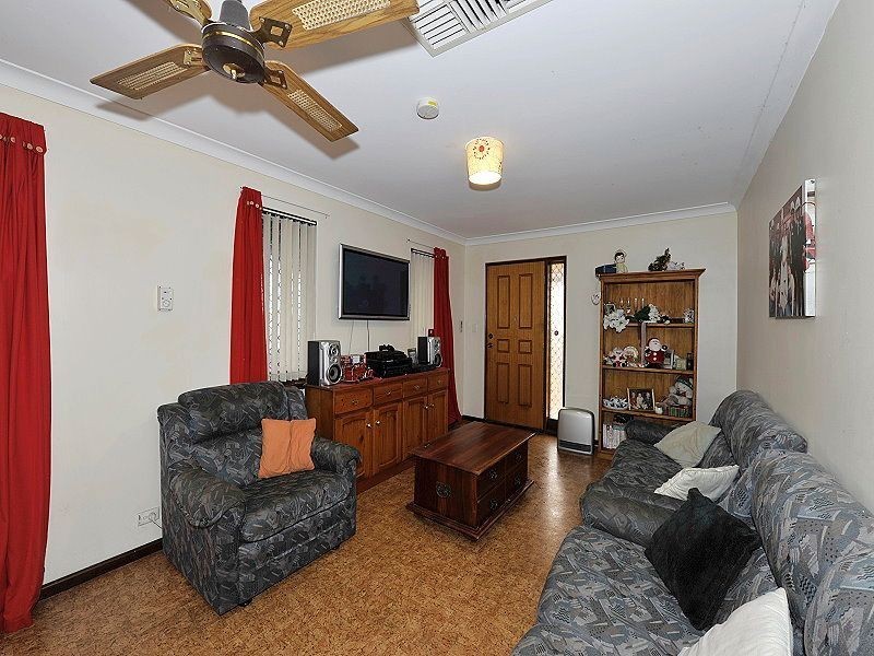 1/6 Leslie Street, Dudley Park WA 6210