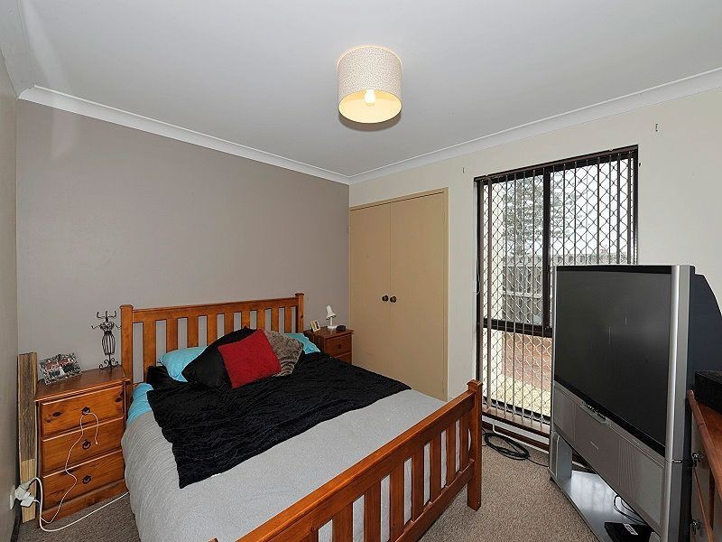 1/6 Leslie Street, Dudley Park WA 6210