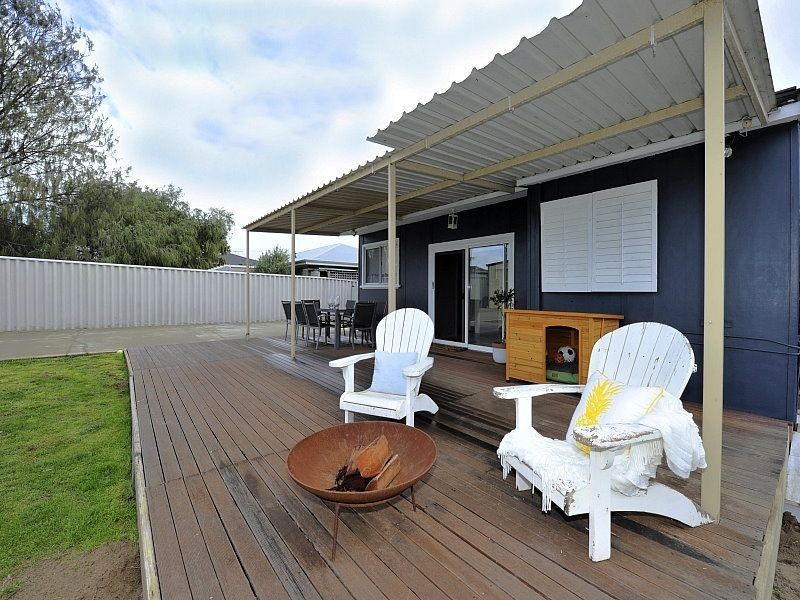 32 Karunjie Road, Golden Bay WA 6174