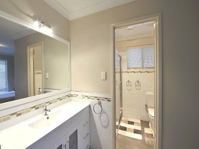 11 Tarata Close, Halls Head WA 6210