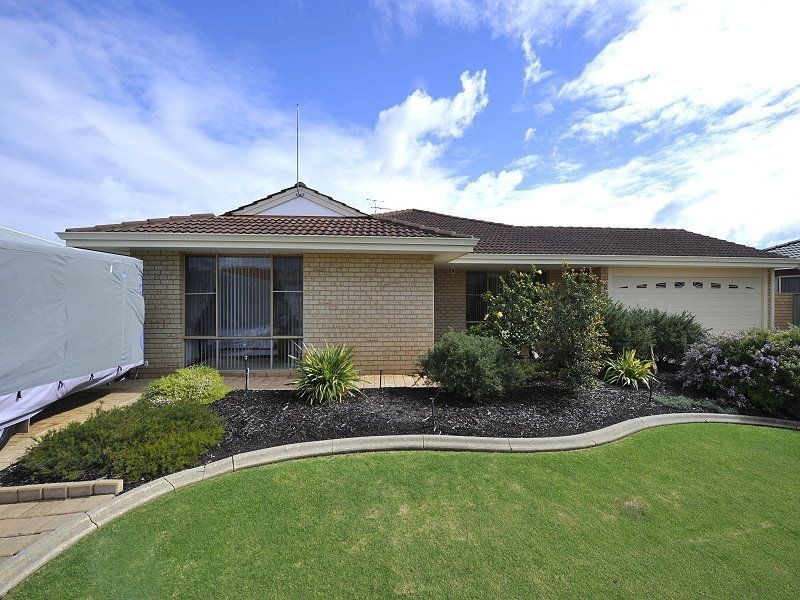 2 Penda Close, Halls Head WA 6210