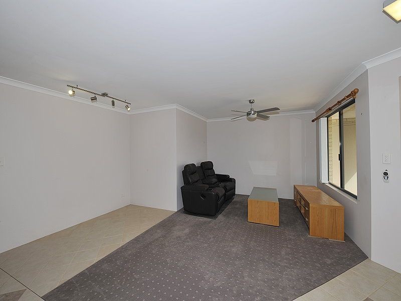 6 Hortonia Avenue, Secret Harbour WA 6173