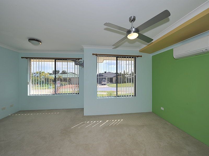 6 Hortonia Avenue, Secret Harbour WA 6173