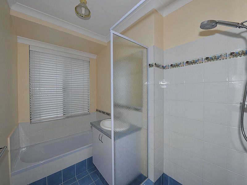 6 Hortonia Avenue, Secret Harbour WA 6173