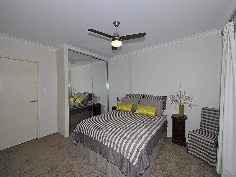 14A Valley Road, Halls Head WA 6210