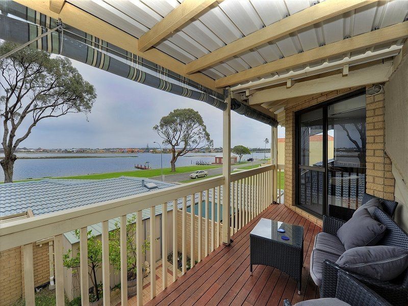 3/4 Soldiers Cove Terrace, Dudley Park WA 6210