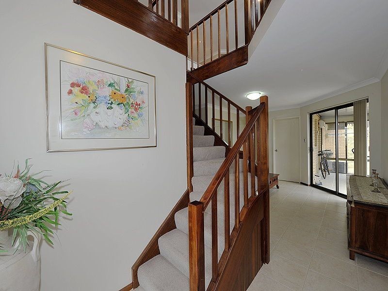 3/4 Soldiers Cove Terrace, Dudley Park WA 6210