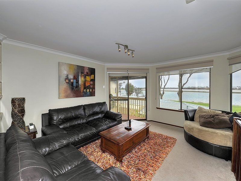 3/4 Soldiers Cove Terrace, Dudley Park WA 6210