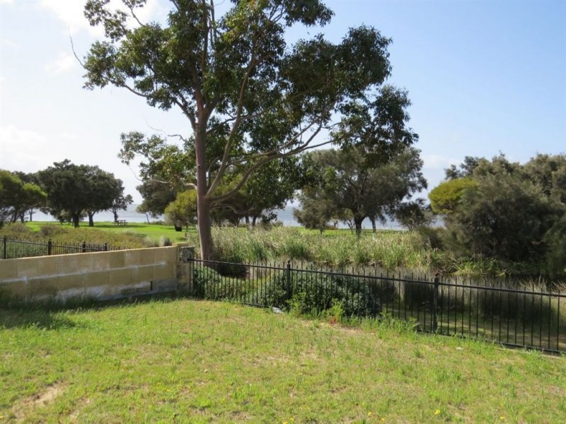 16 Governor Drive, Falcon WA 6210