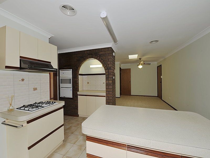 8 Gray Road, Mandurah WA 6210