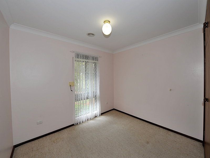 8 Gray Road, Mandurah WA 6210