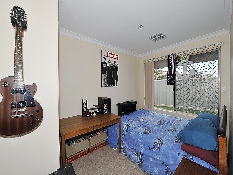 7 Qualup Court, Halls Head WA 6210