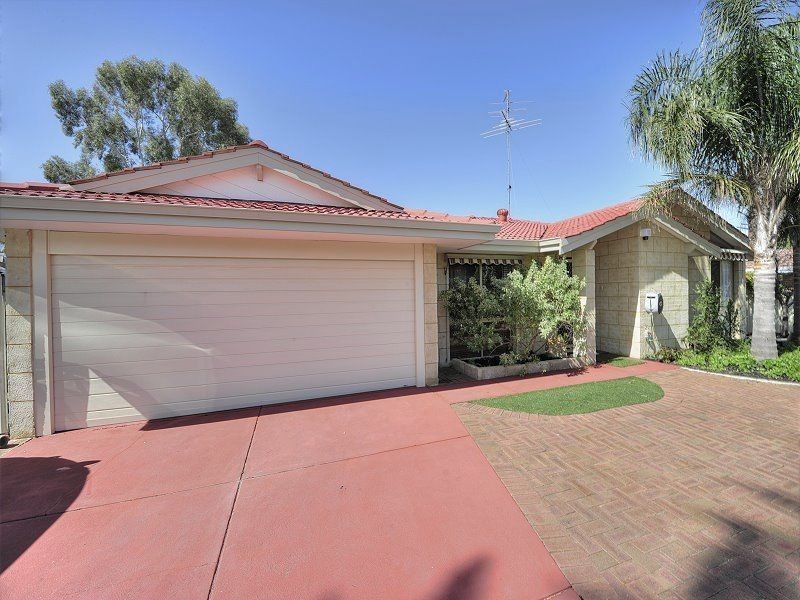12 Cambridge Drive, Greenfields WA 6210