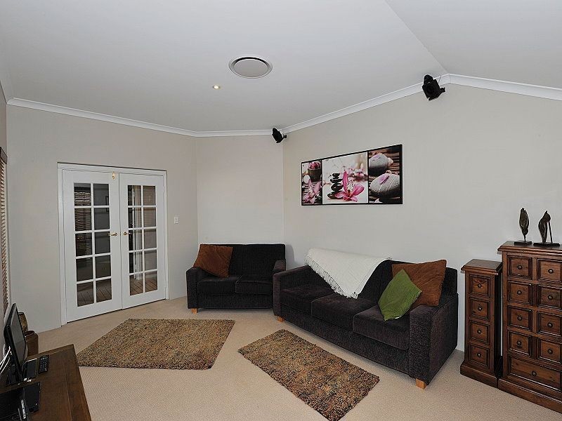 10 Chyverton Corner, Erskine WA 6210