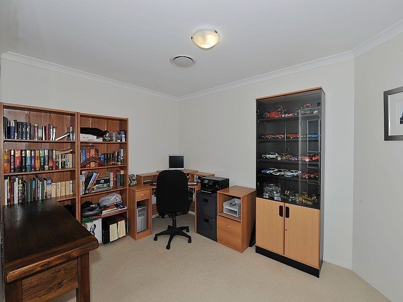 10 Chyverton Corner, Erskine WA 6210