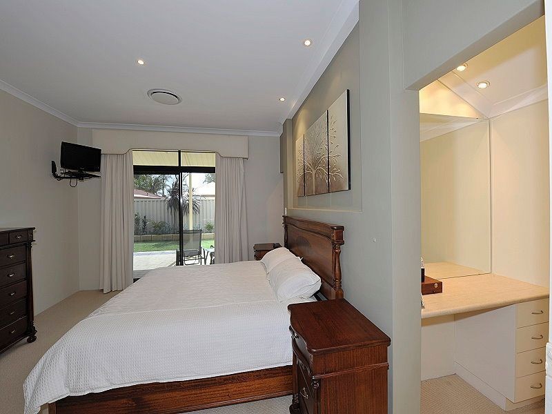 10 Chyverton Corner, Erskine WA 6210