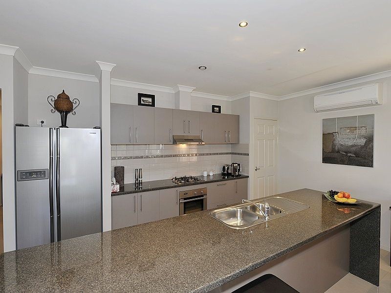 3 Pacifica Way, Dudley Park WA 6210