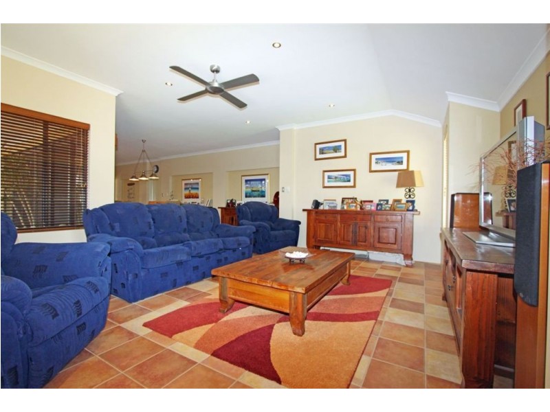 9 Dalwallinu Terrace, Dawesville WA 6211
