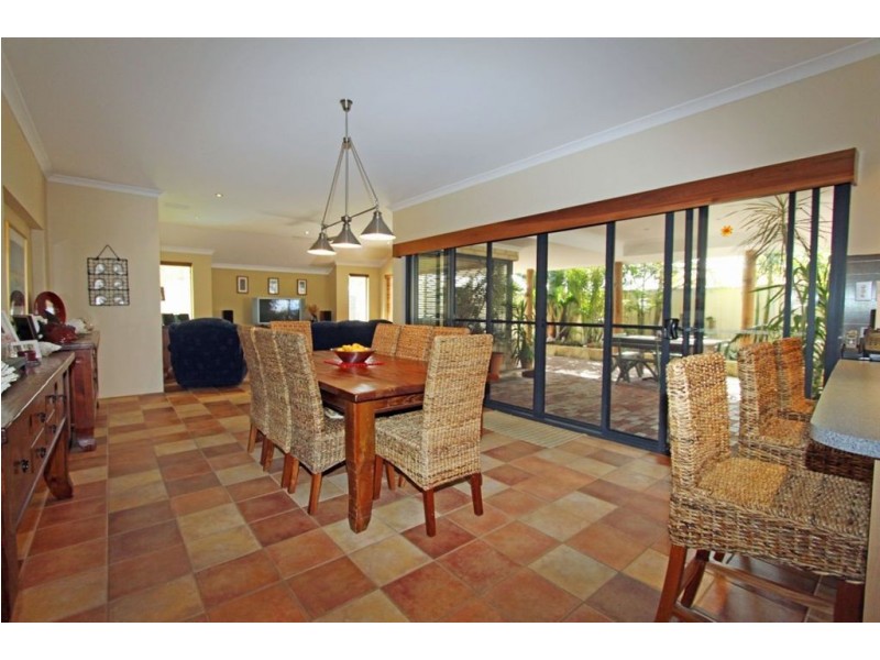 9 Dalwallinu Terrace, Dawesville WA 6211