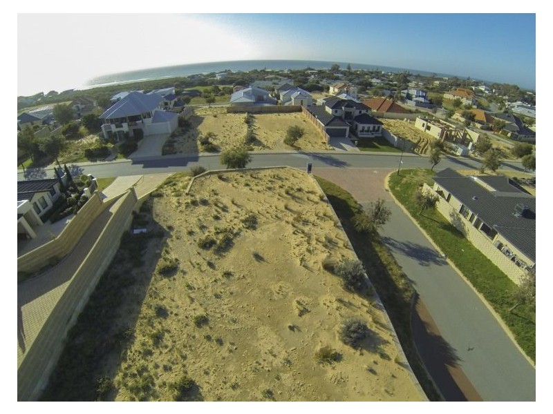 9 Seaview Place, Wannanup WA 6210