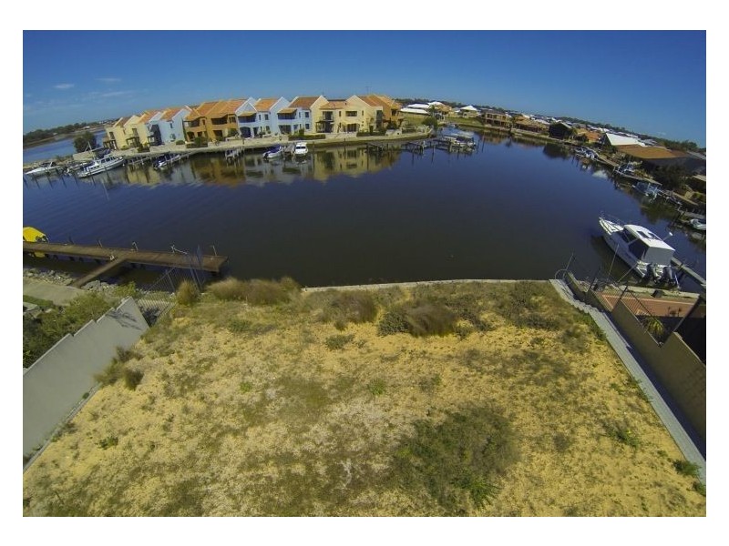 15C San Marco Quays, Halls Head WA 6210