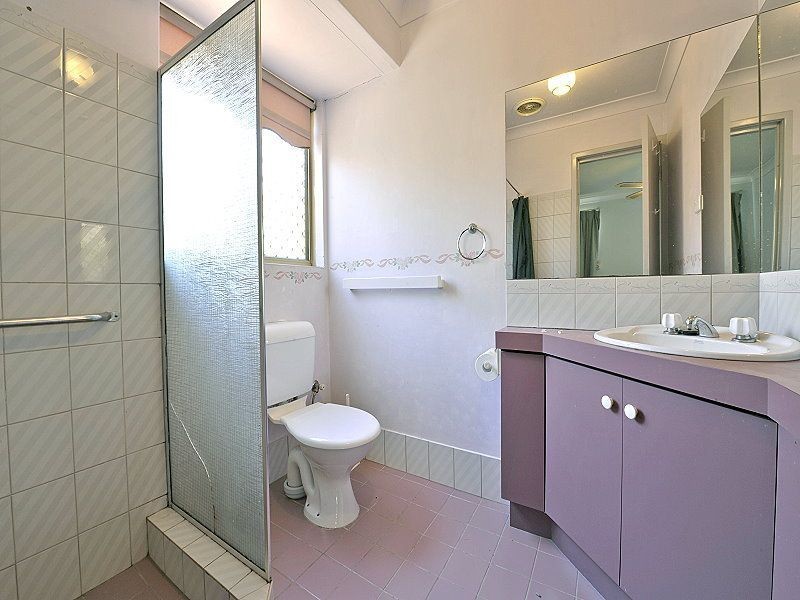 1 Allora Close, Dudley Park WA 6210