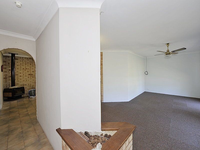 1 Allora Close, Dudley Park WA 6210