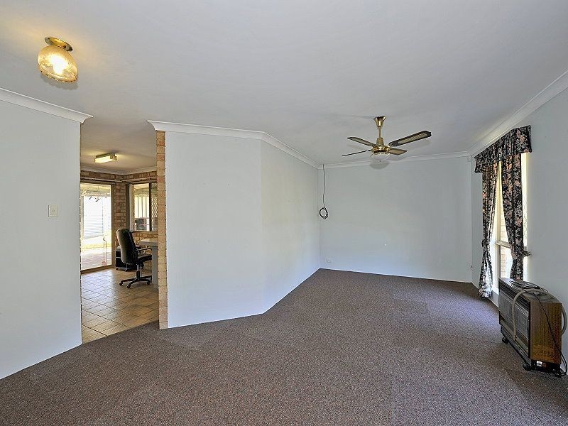 1 Allora Close, Dudley Park WA 6210