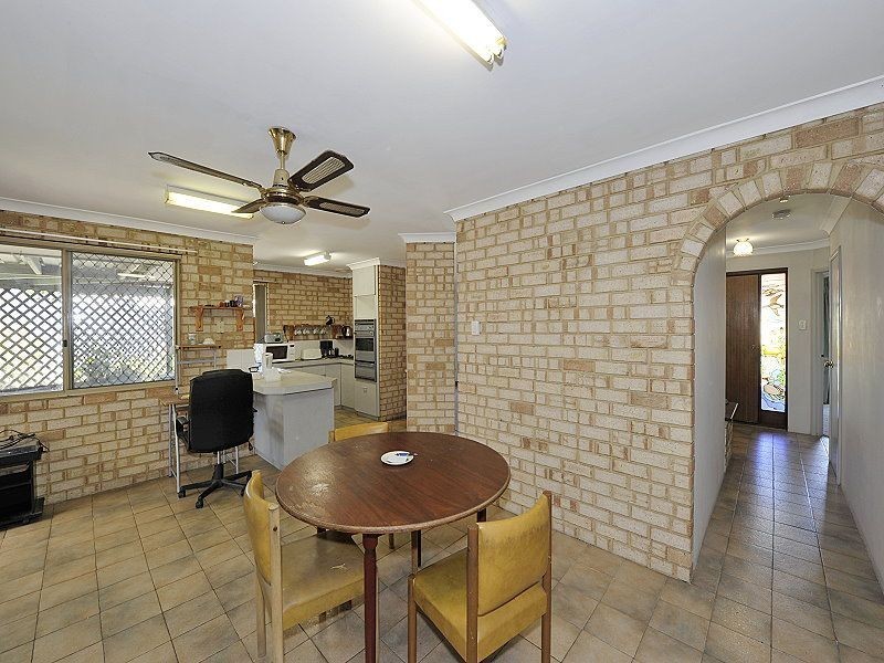 1 Allora Close, Dudley Park WA 6210