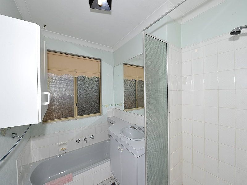 1 Allora Close, Dudley Park WA 6210