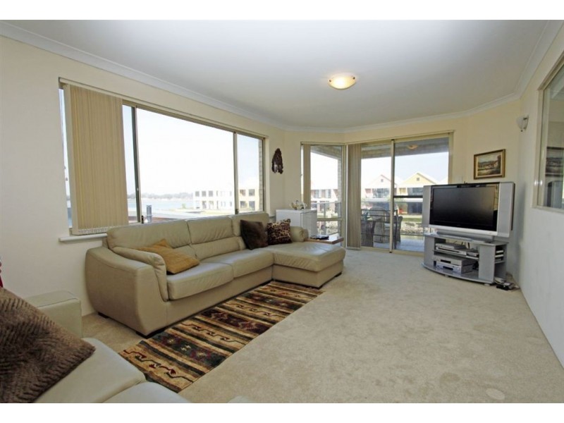 23 San Marco Quay, Halls Head WA 6210