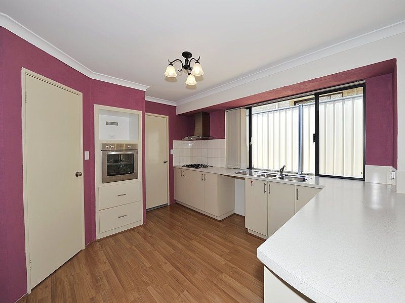 92 Meadow Springs Drive, Meadow Springs WA 6210