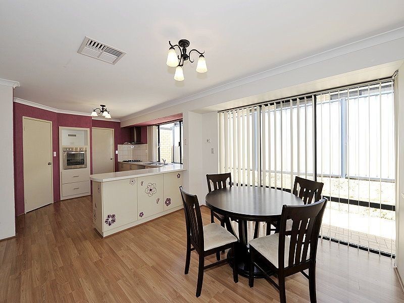 92 Meadow Springs Drive, Meadow Springs WA 6210