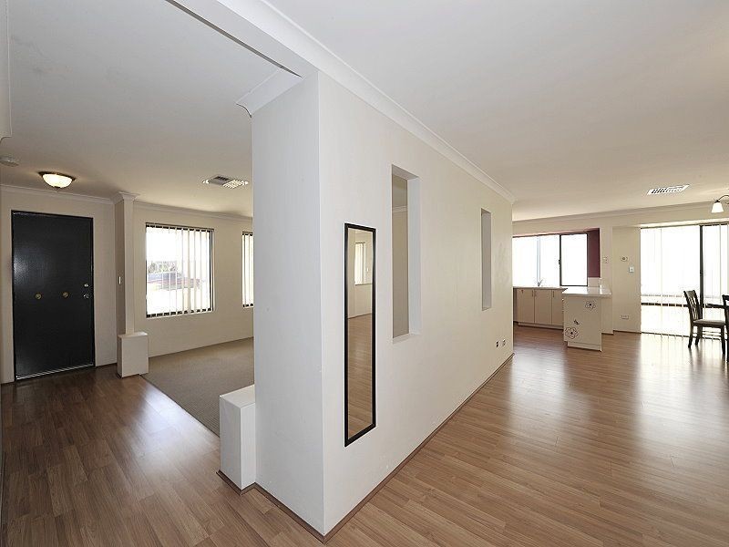 92 Meadow Springs Drive, Meadow Springs WA 6210