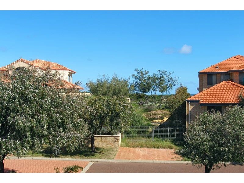 74 Westview Parade, Wannanup WA 6210