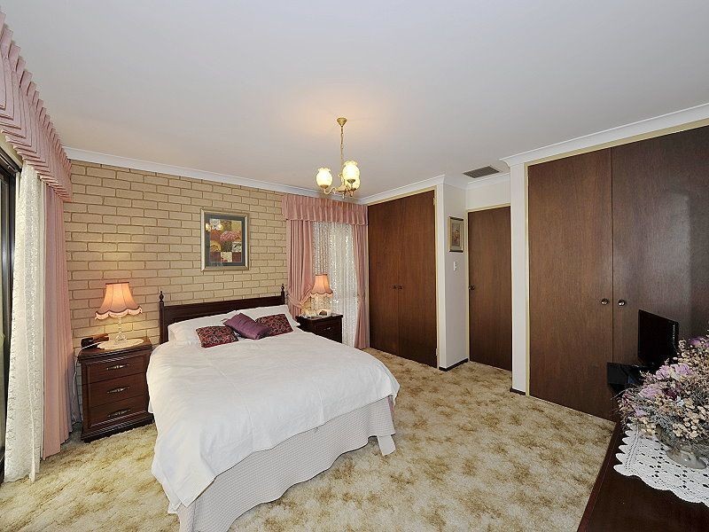 31 Perseus Road, Silver Sands WA 6210